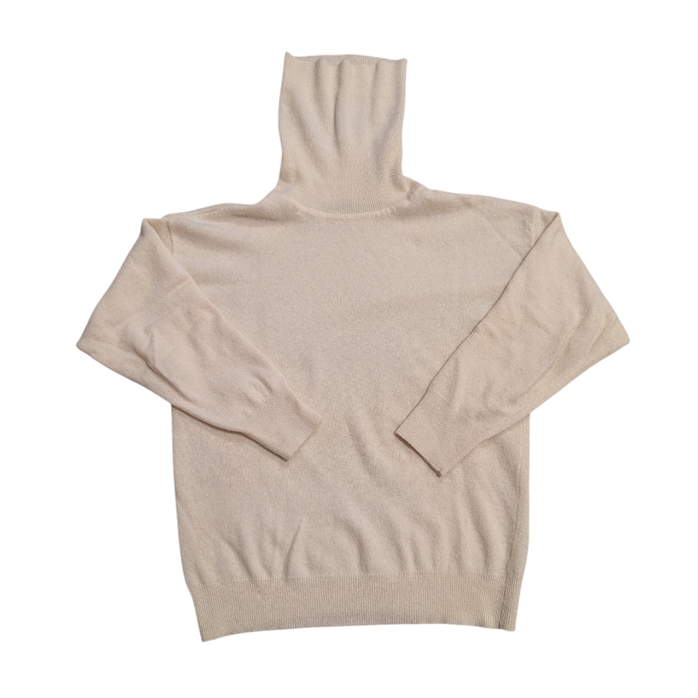 Crazy Horse Cream Lambswool Turtleneck Sweater